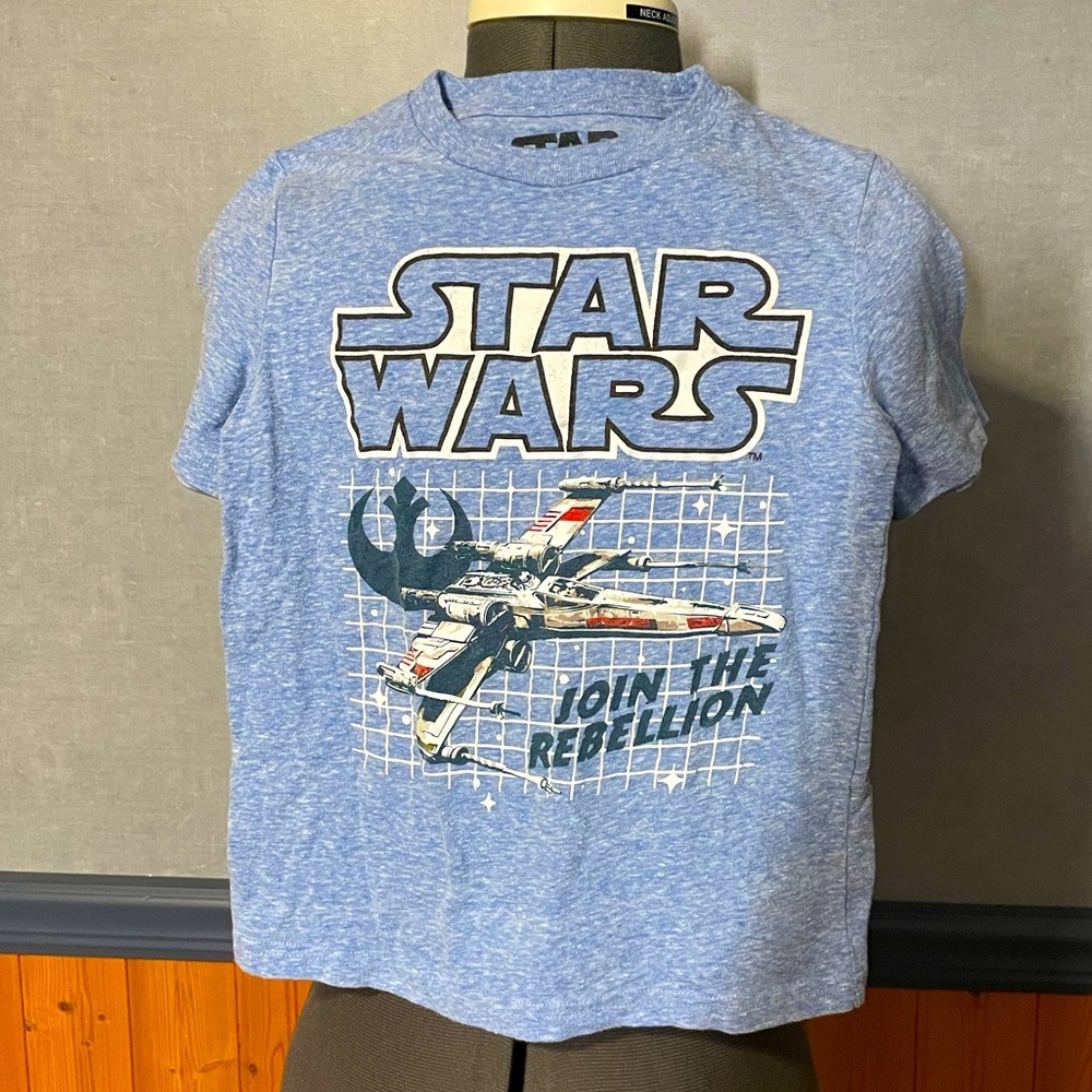 🔥3 for $15 Sale- Star Wars tee kids size 5